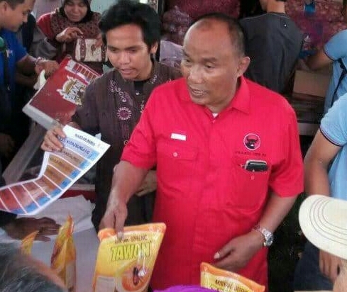 Anggota Komisi IV DPR RI Effendi Sianipar .