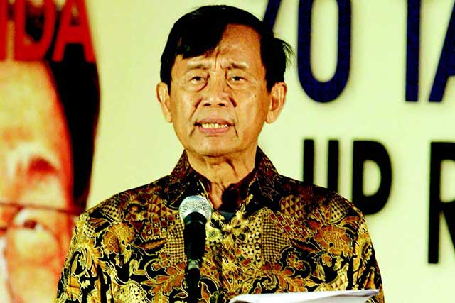 Sastrawan Ajip Rosidi Berpulang