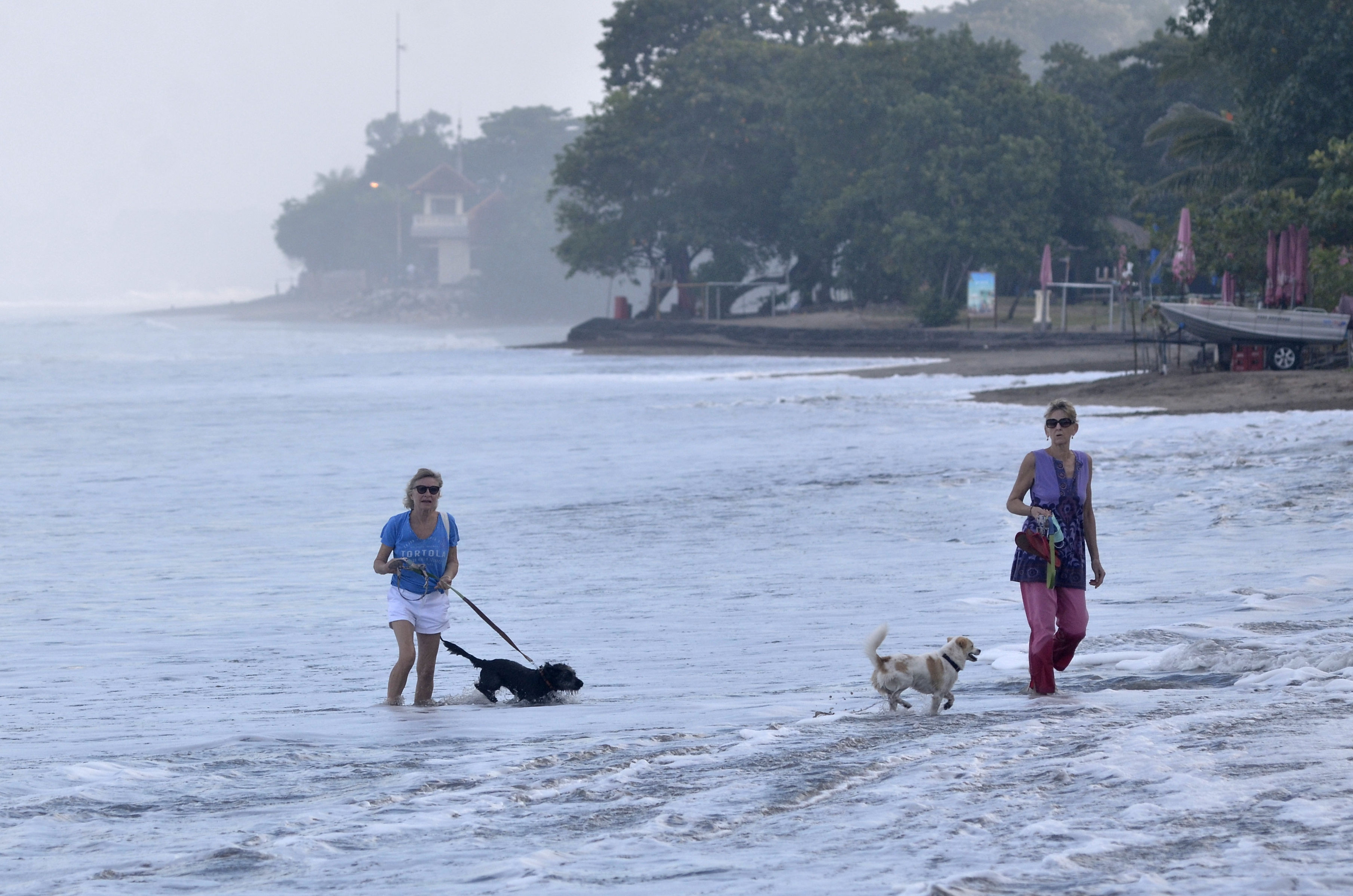 Pemerintah Kabupaten Badung berencana akan membuka kembali kawasan wisata pantai di wilayahnya pada 9 Juli 2020.