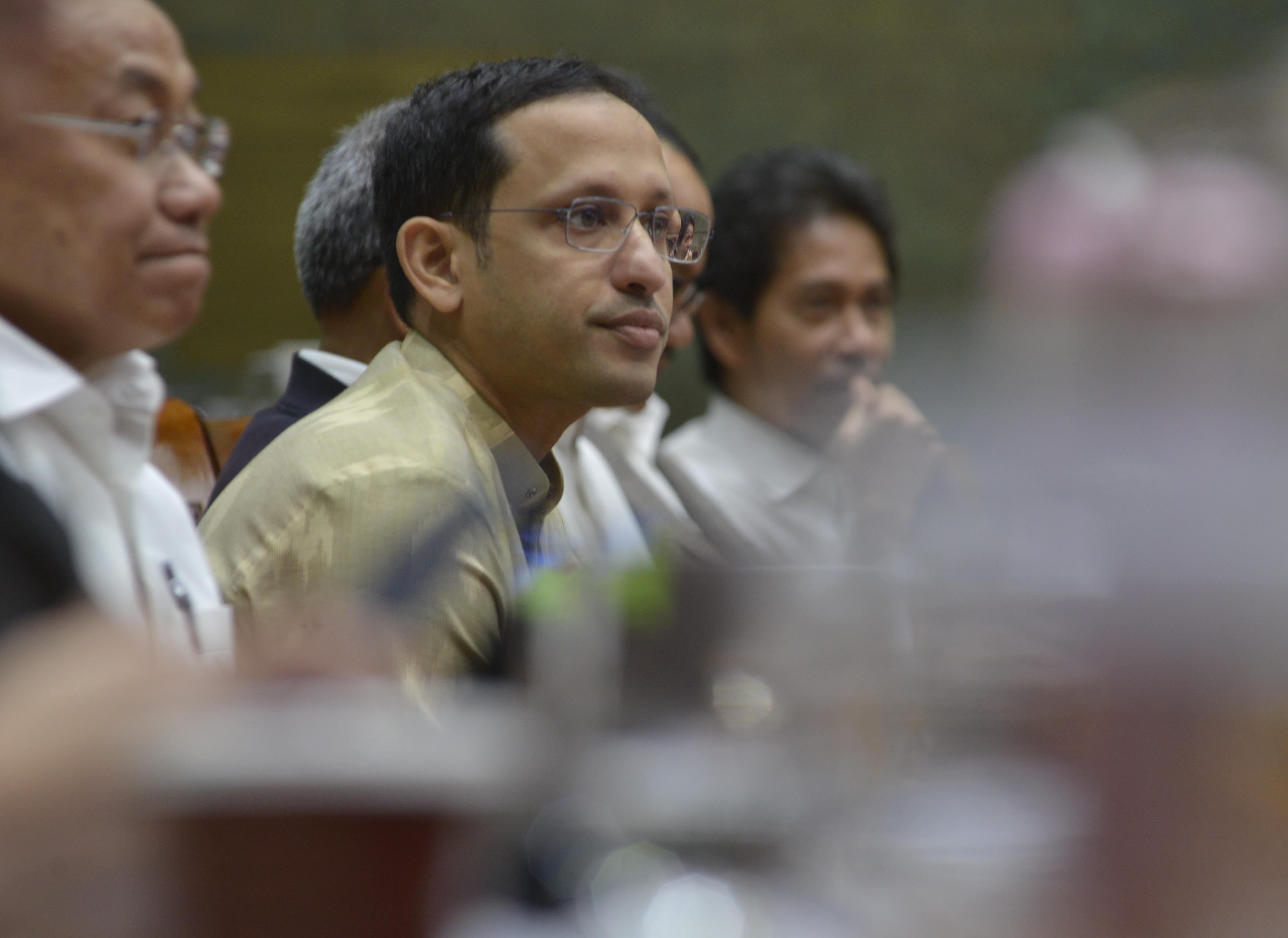 Mendikbud Nadiem Makarim saat mengikuti rapat kerja dengan Komisi X DPR RI.