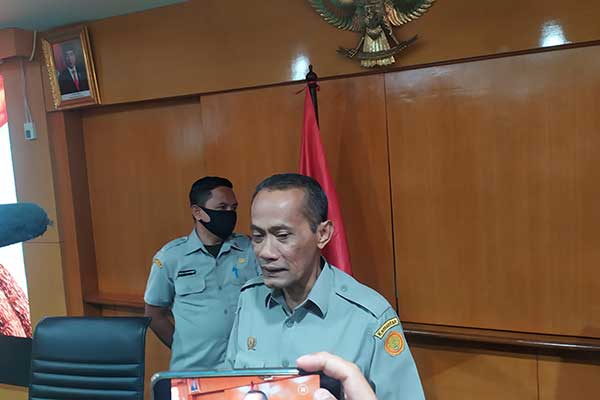 Kepala  Badan Ketahanan Pangan Kementerian Pertanian, Agung Hendriadi, mengimbau masyarakat berhenti mengonsumsi jamur enoki asal Korsel.