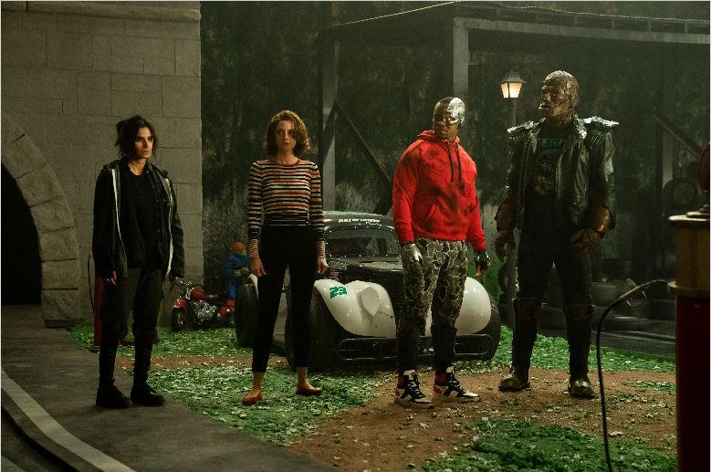 Cuplikan dari serial Doom Patrol