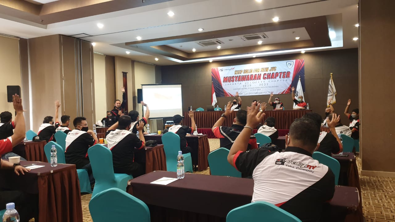 Suasana Musyawarah Chapter ke-3 Jakarta Velozity Chapter di  di Ball Room Hotel Santika – TMII, Minggu (12/7) 