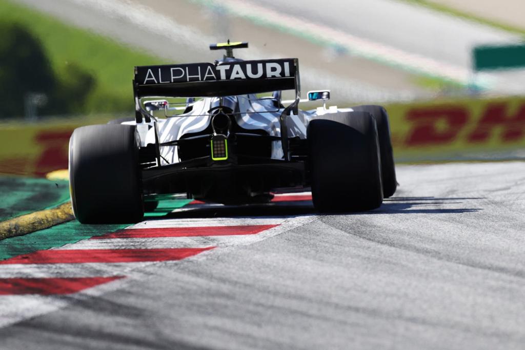 Pada seri pertama lalu, pembalap Scuderia AlphaTauri Honda - Pierre Gasly berhasil meraih poin perdana untuk Honda di musim balap tahun ini