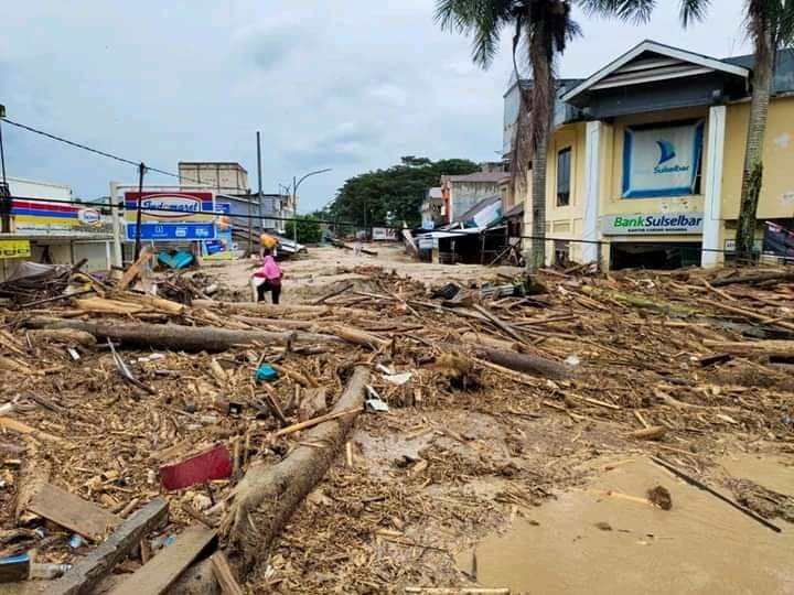Kondisi pascabanjir bandang di Kabupaten Luwu Utara, Sulawesi Selatan
