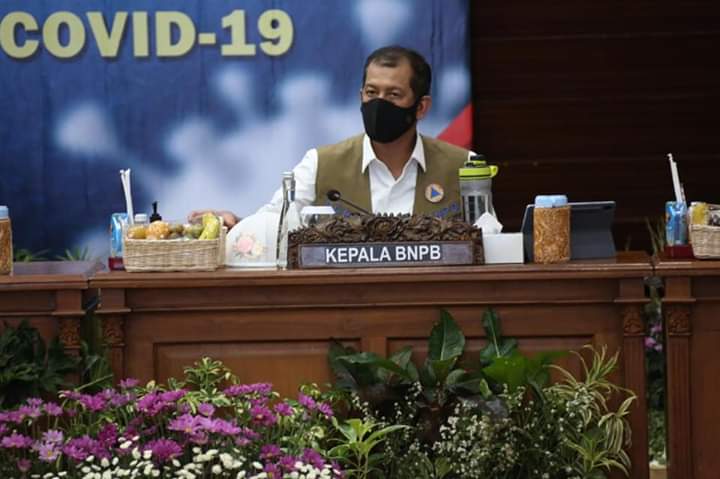 Ketua Gugus Satgas Covid-19 Nasional, Doni Monardo saat kunjungan kerja ke Papua Barat, Rabu (8/7/2020)