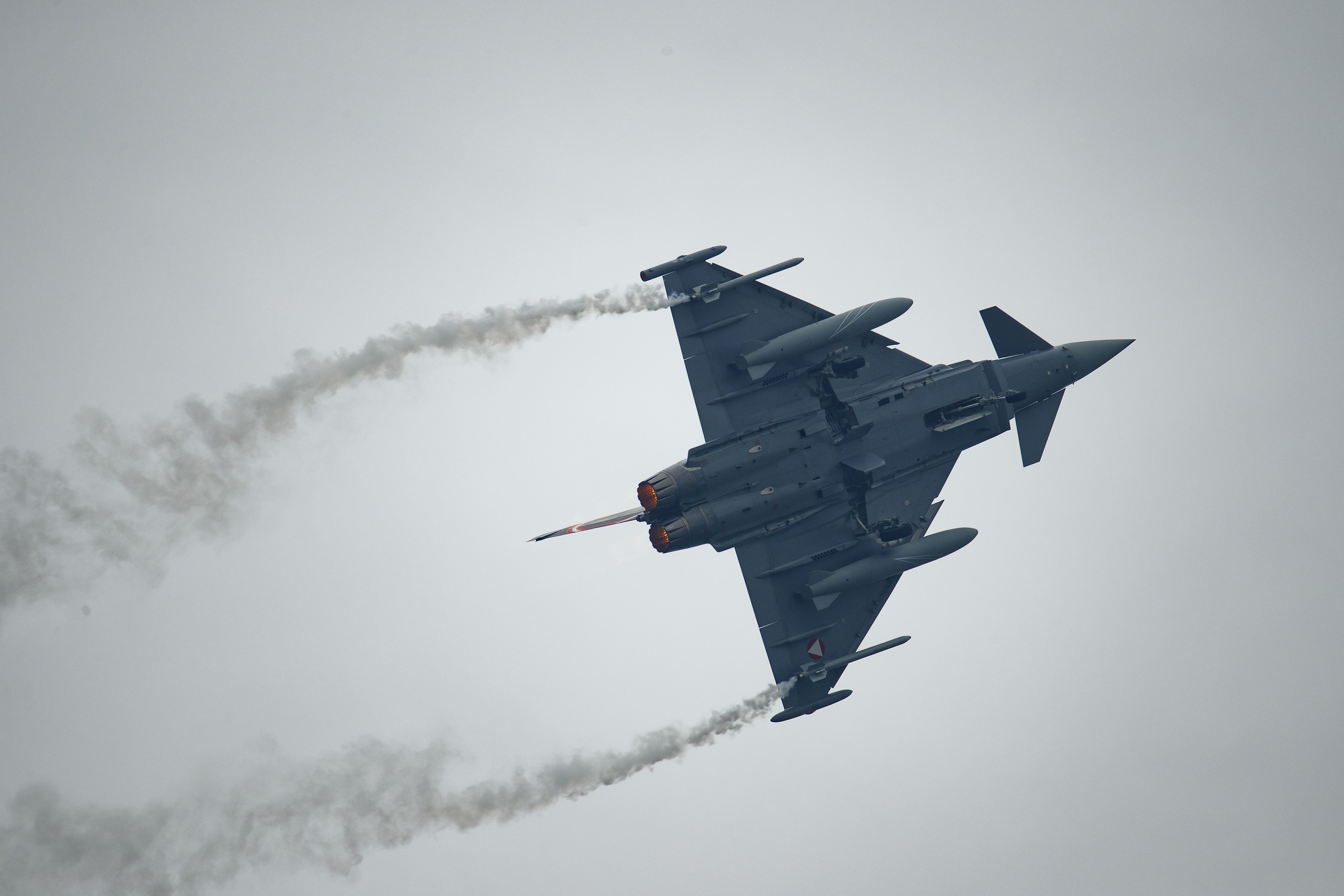 Pesawat tempur eurofighter milik Austria