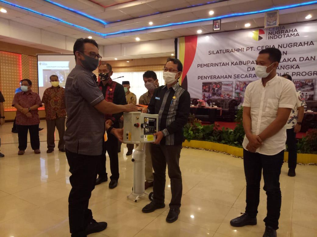 Ventilator buata FT UI disumbangkan PT CNI ke RS Rujukan Covid-19 di Sulawesi Tenggara.