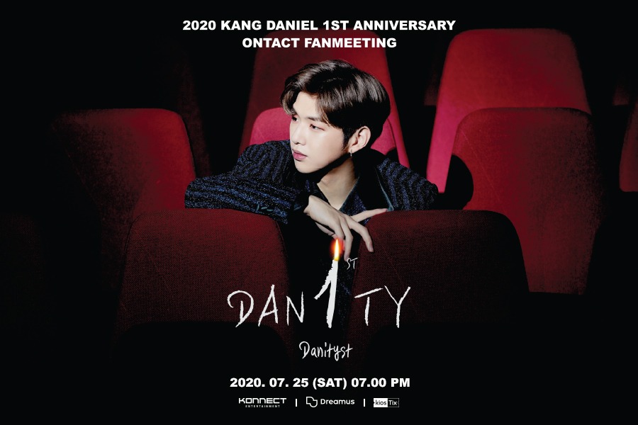 Penyanyi Korea, Kang Daniel  memilih platform online untuk menyapa penggemarnya.