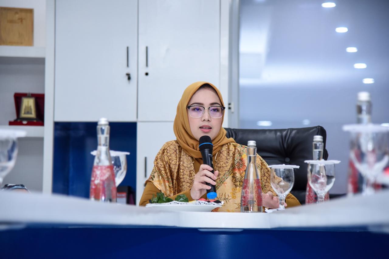 Bupati Purwakarta Anne Ratna Mustika