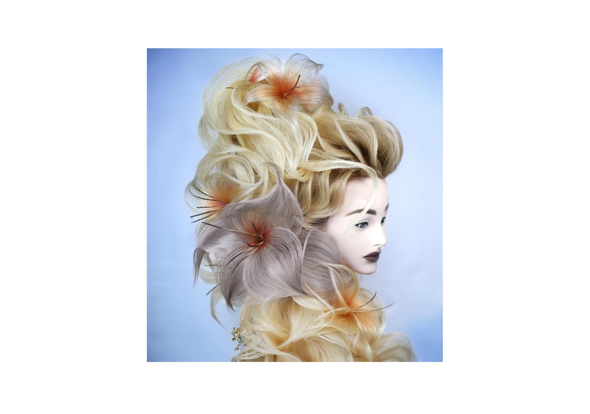 Salah satu hasil karya Budi Putra yang disertakan dalam kompetisi, Lily. 