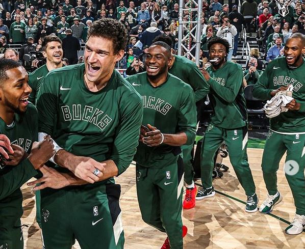 Gara-Gara Covid-19, Bucks Tutup Tempat Latihan