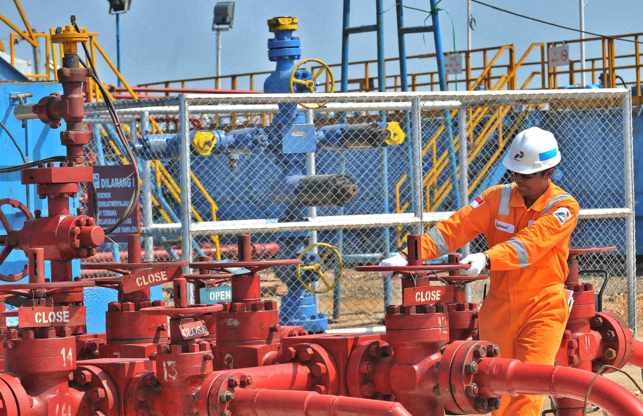 Pekerja di CPP Gundih.