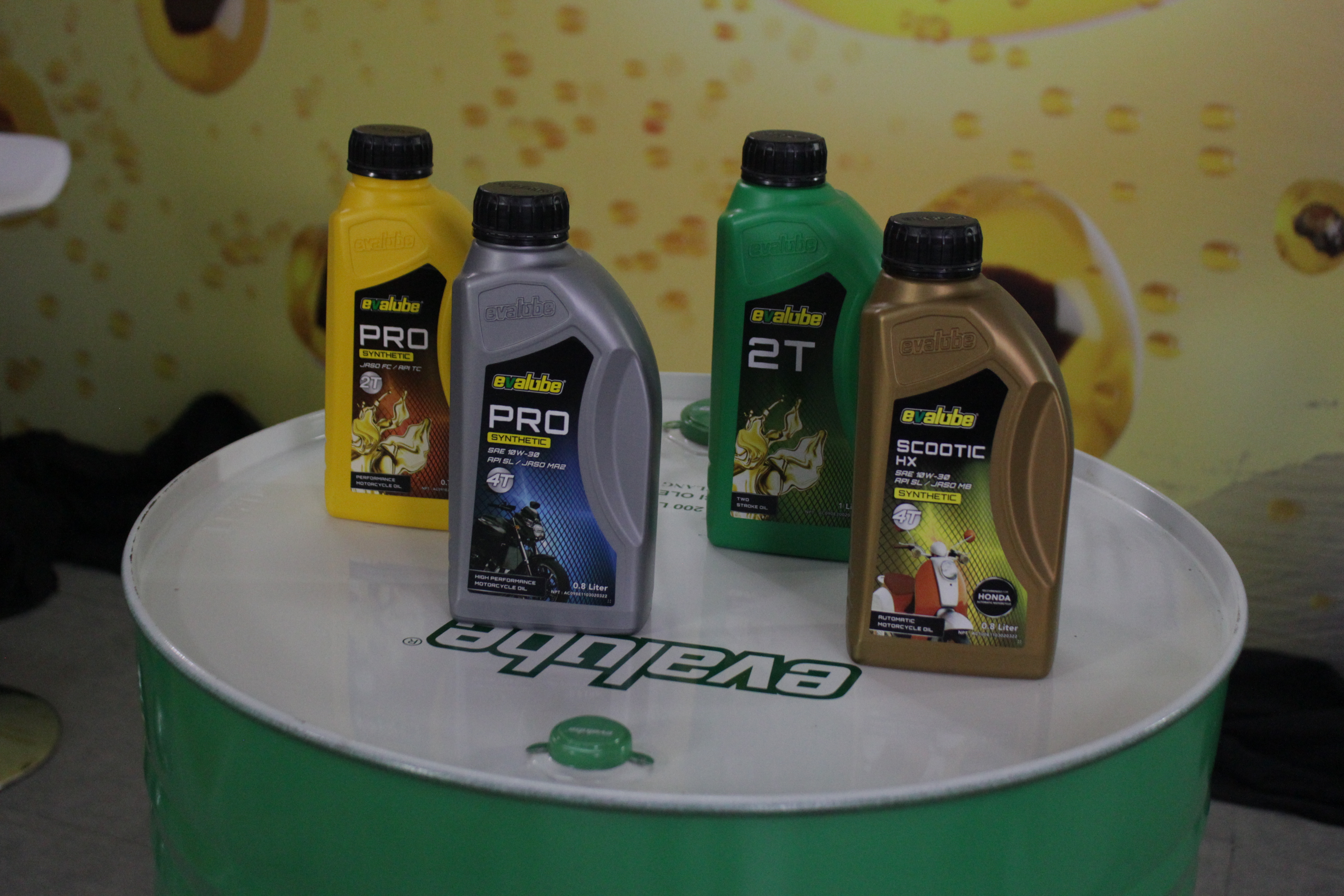 Produk pelumas evalube