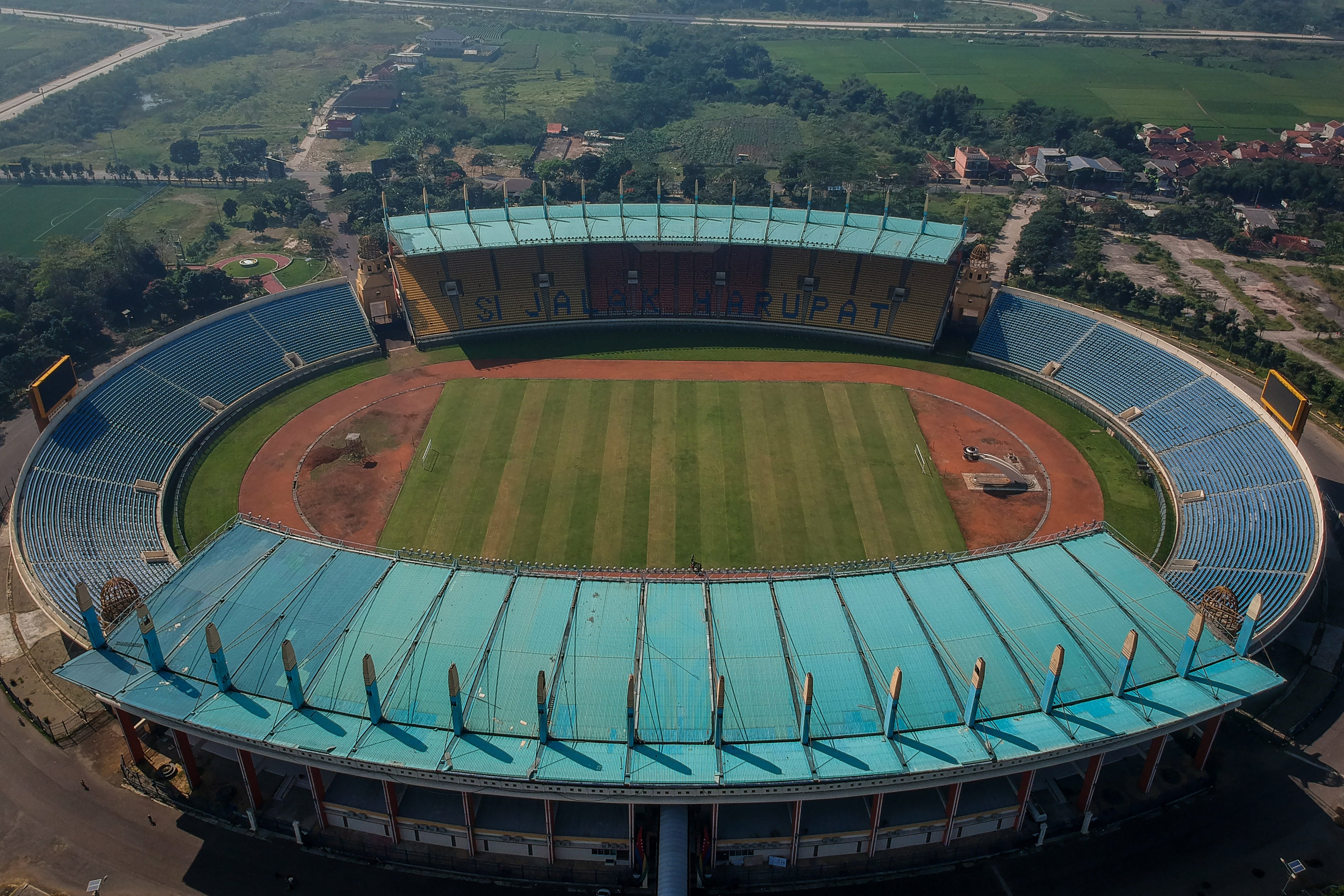 foto udara Stadion Si Jalak harupat yang jadi salah satu venue Piala Dunia U-20 2021
