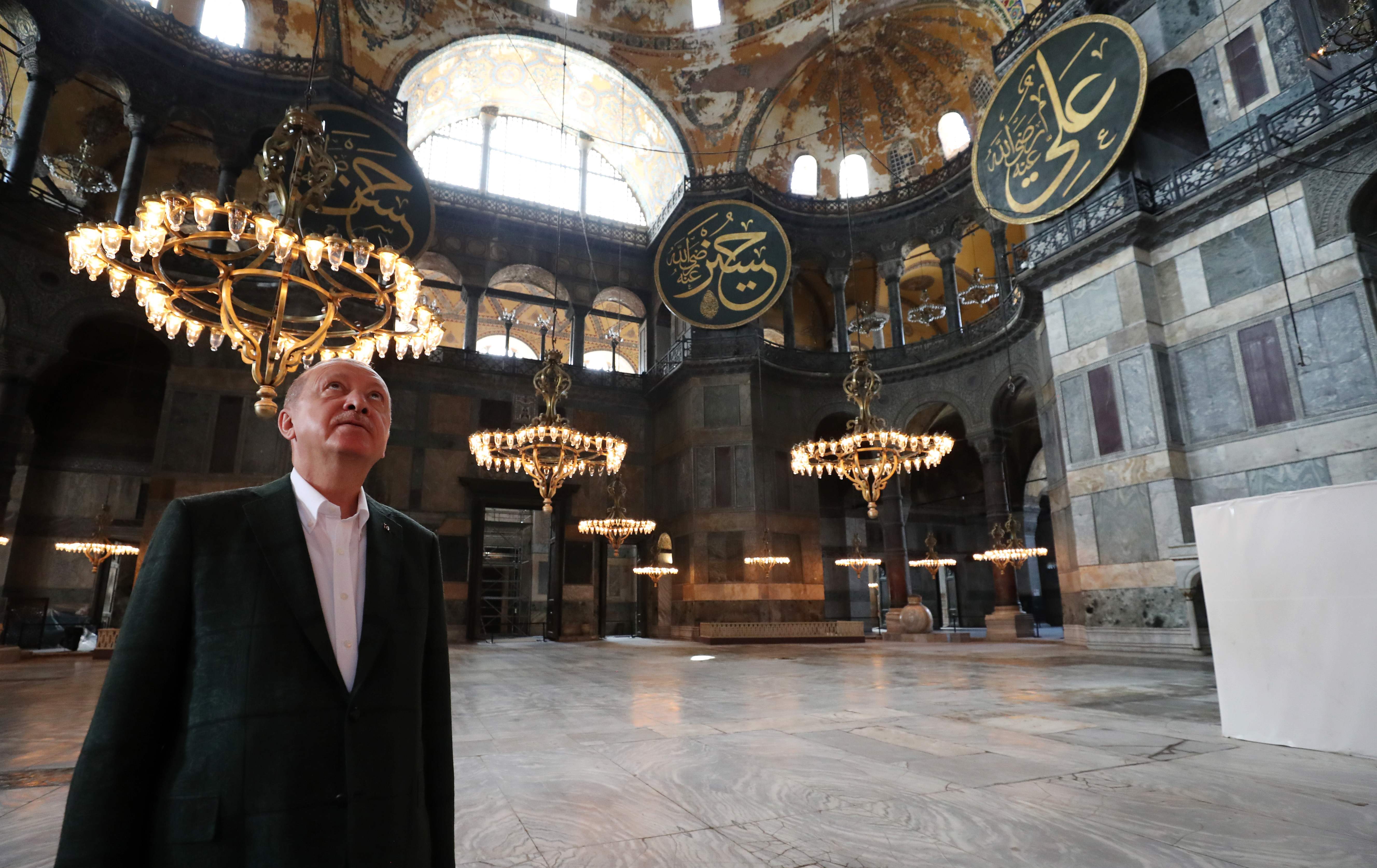 Presiden Turki Recep Tayyip Erdogan melakukan kunjungan mendadak ke Hagia Sofia pada Minggu (19/7/2020)