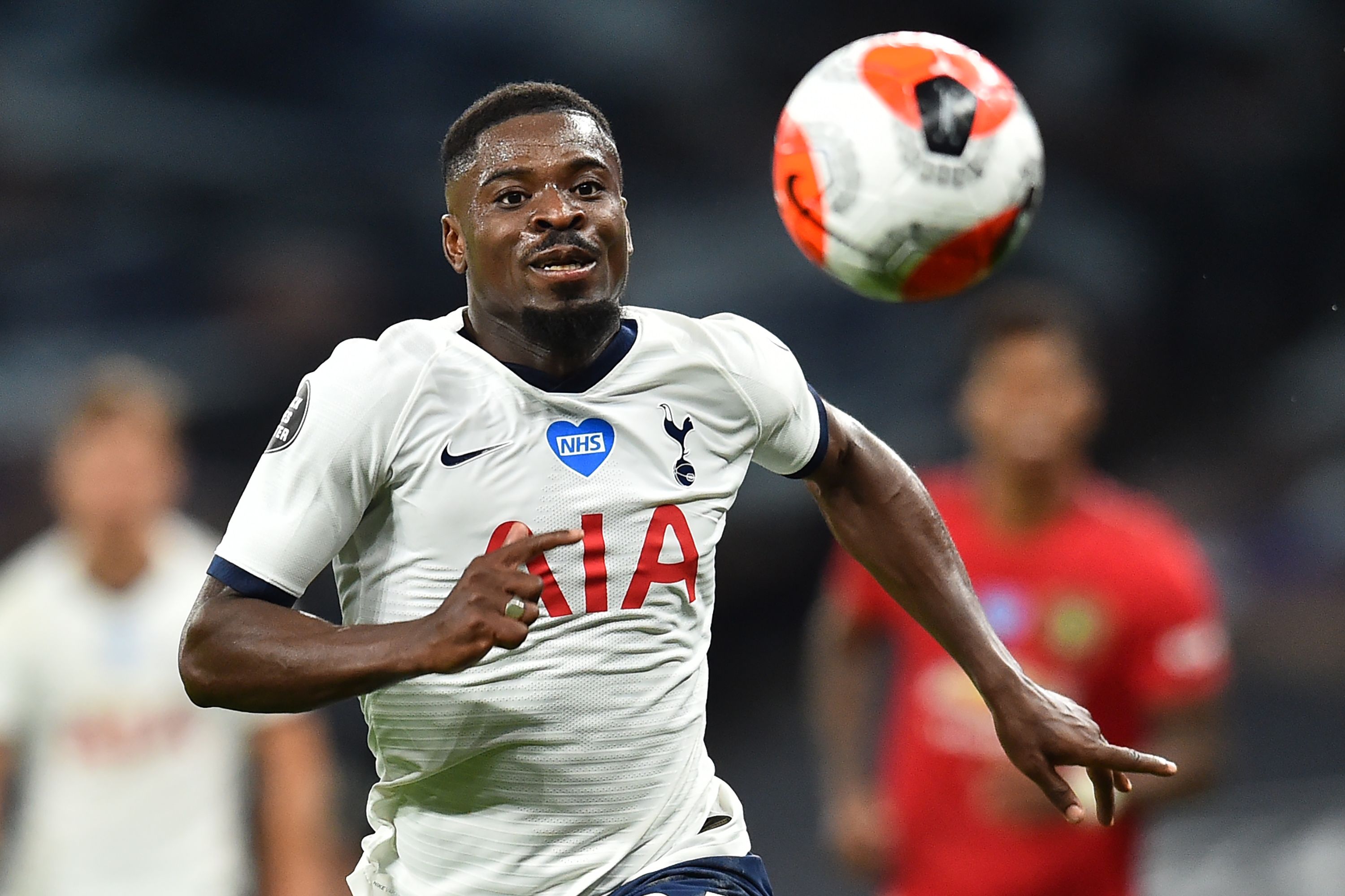 Bek kanan Tottenham Hotspur Serge Aurier