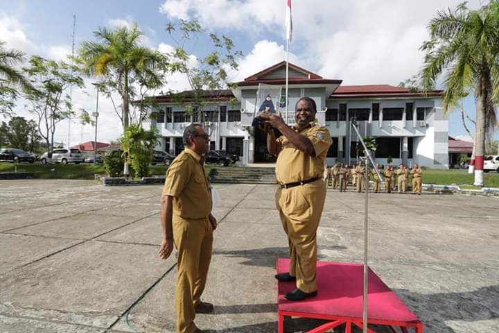 Bupati Kabupaten Sorong menerima WTP