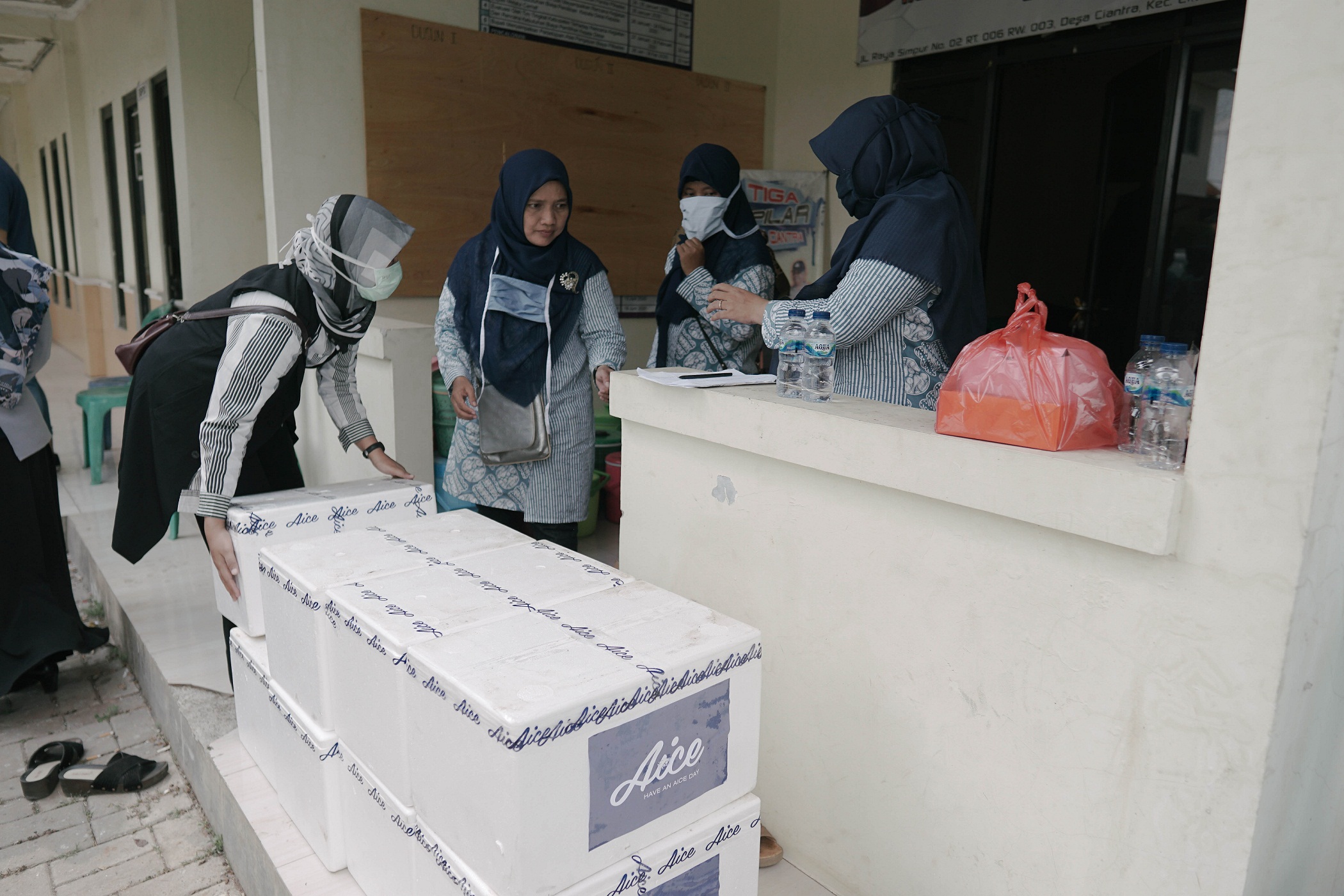 Donasi dan sosialisasi Covid-19 Aice Group dan IDI Kabupaten Bekasi