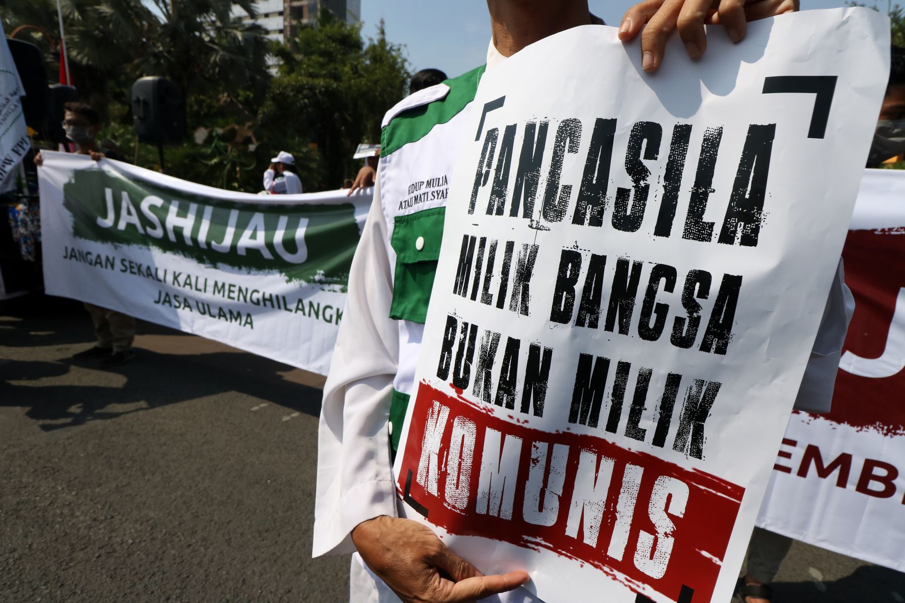 Sasaran Narasi Komunime: PDIP dan Pilpres