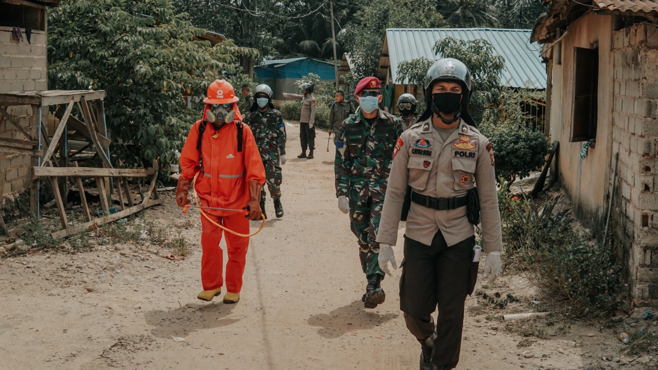 Kawal Operasi Penyemprotan, Jusuf Kalla Apresiasi Bantuan Polri