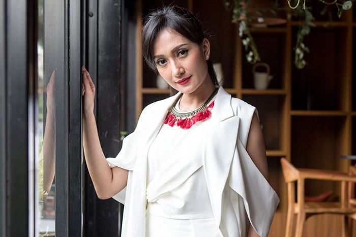 Ini Cara Artika Sari Devi Bermain Bersama Anak