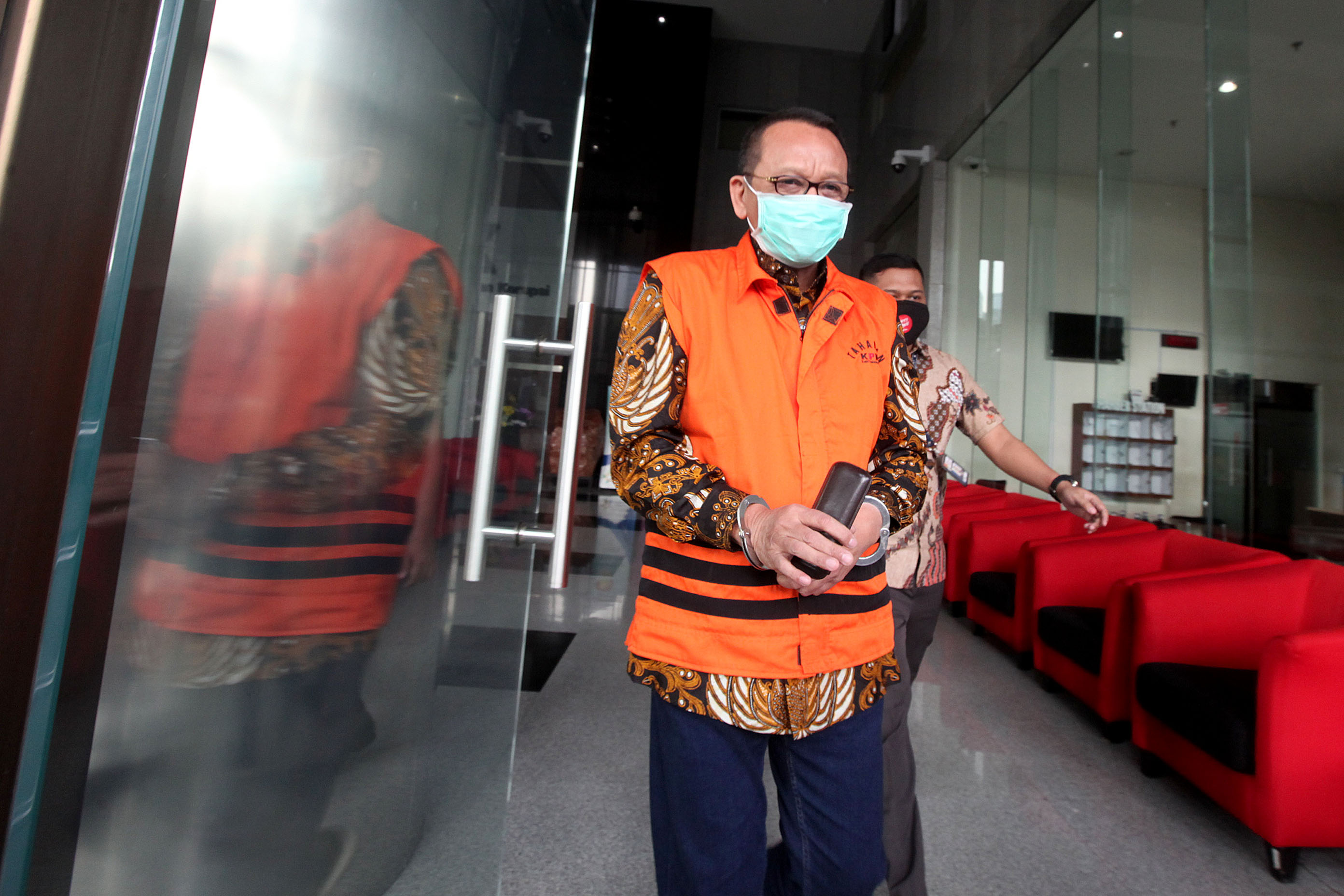 Tersangka mantan Sekretaris Mahkamah Agung (MA) Nurhadi.