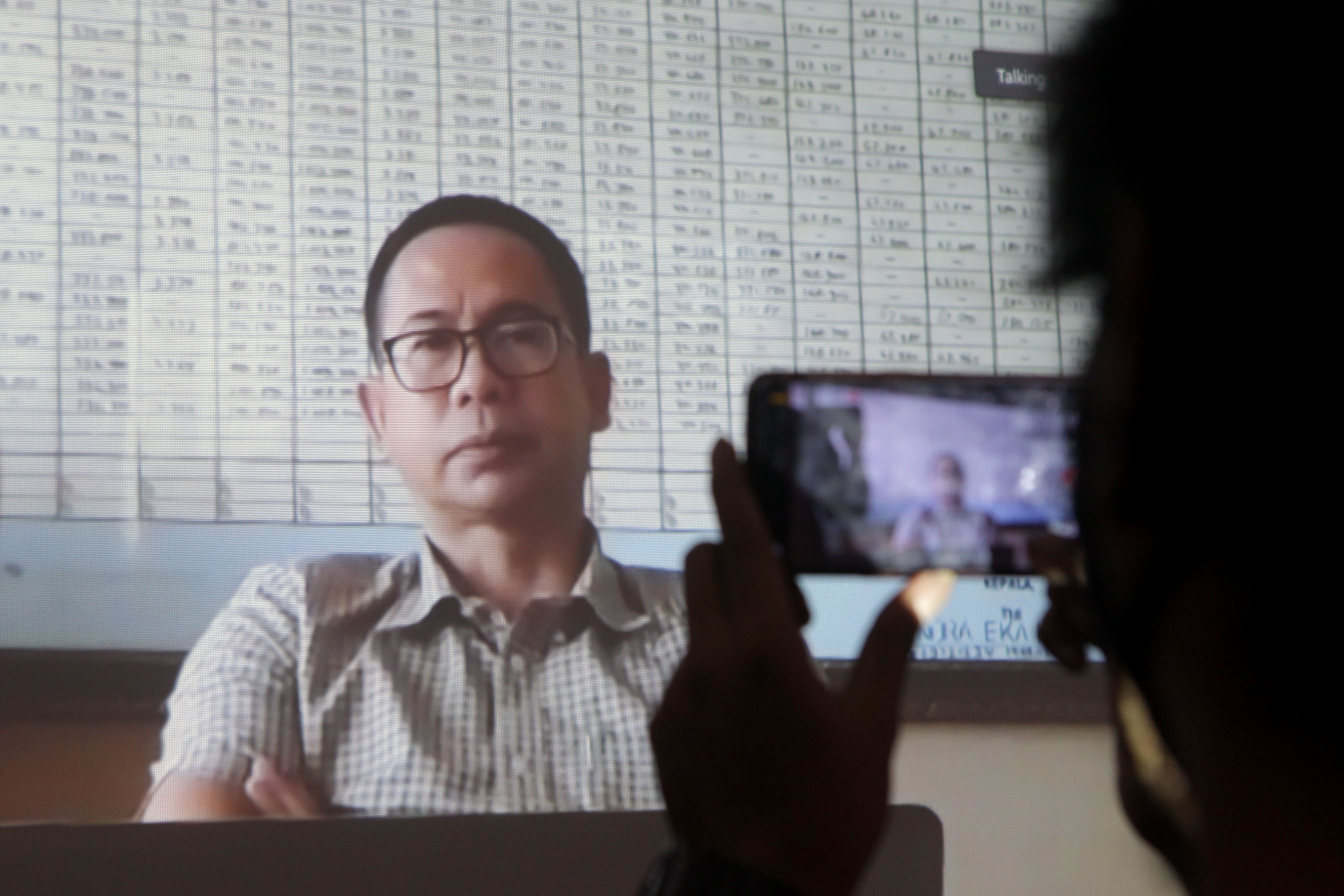 Terdakwa korupsi Alkes di Banten Tubagus Chaeri Wardana menjalani sidang tipikor secara virtual