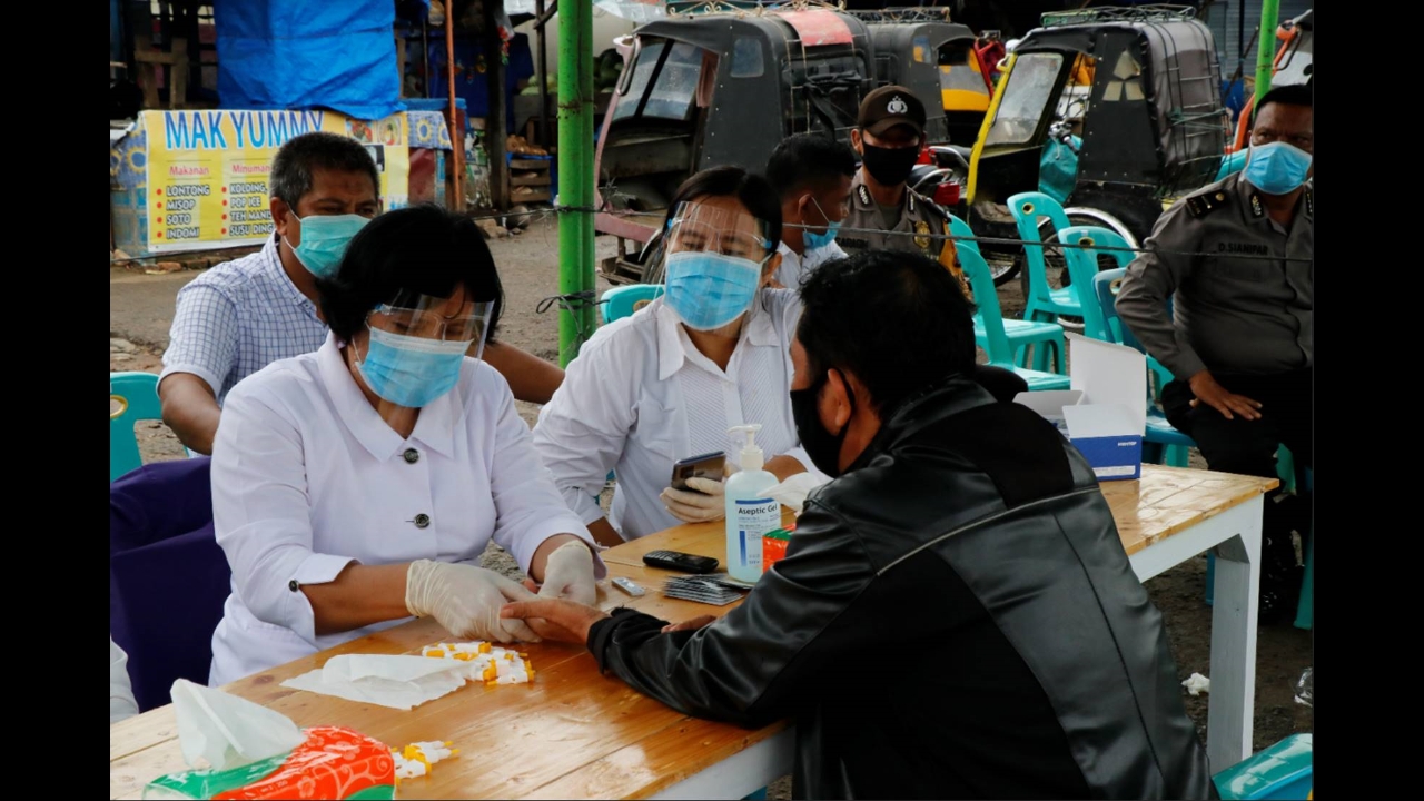 Pelaksanaan rapid test covid-19 massal di Tapanuli Selatan, Rabu (22/7/2020)