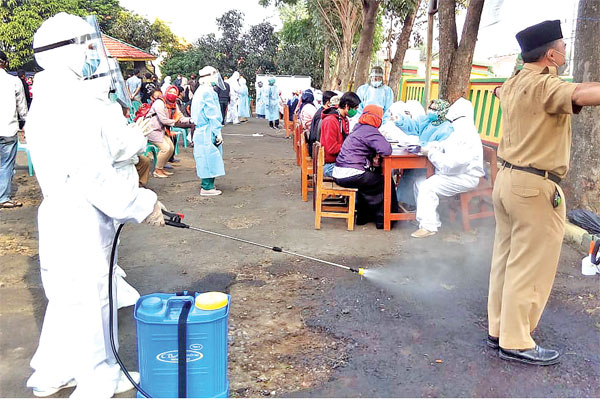 PENYELENGGARA PILKADA JALANI RAPID TEST