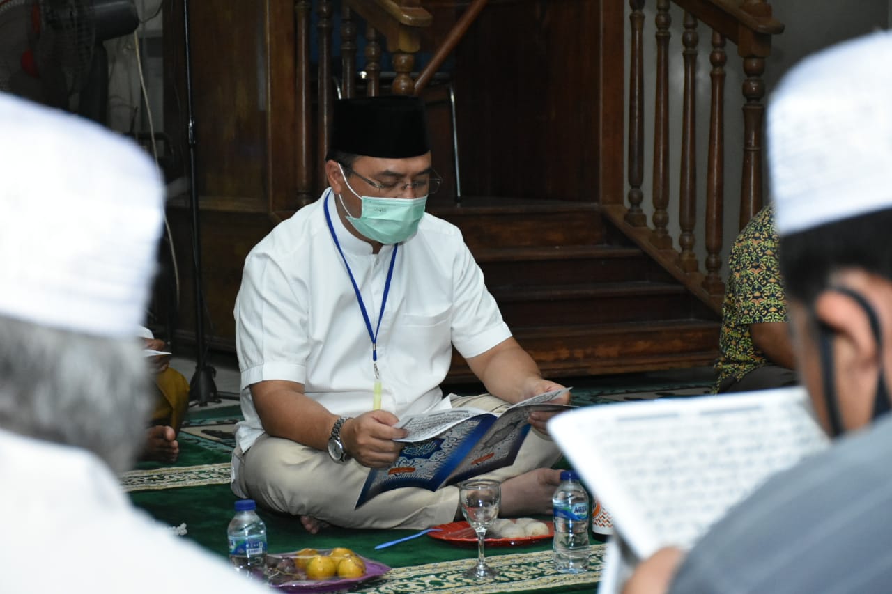 Babel Erzaldi Rosman menghadiri kegiatan program 'Magrib Mengaji' di Masjid Al-Hasanah, Delas, Gegas, Bangka Selatan, Babel, Kamis (23/7). 