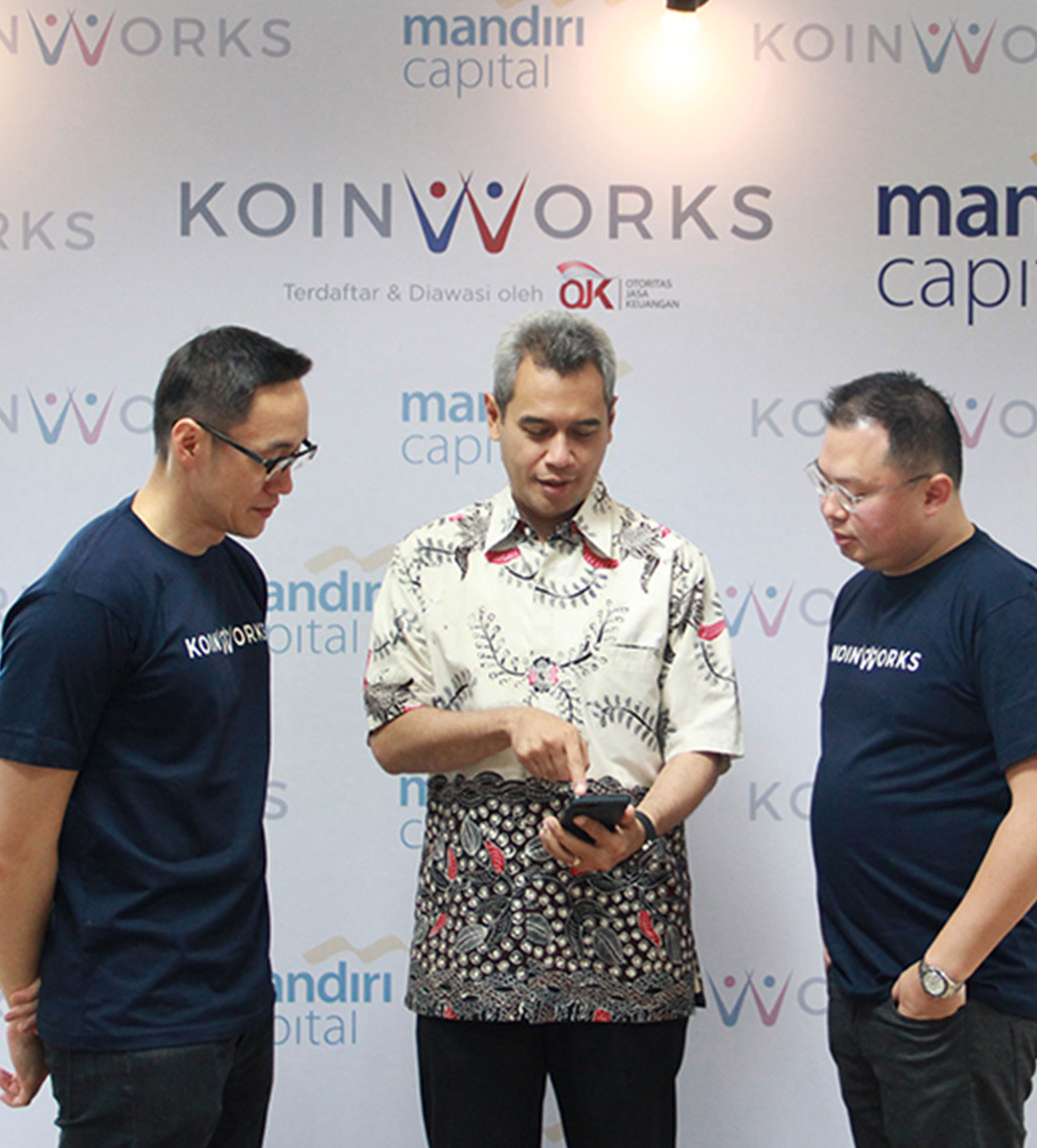 PASAR RETAIL PINJAMAN ONLINE: Co-Founder & CEO KoinWorks Benedicto Haryono (kiri)