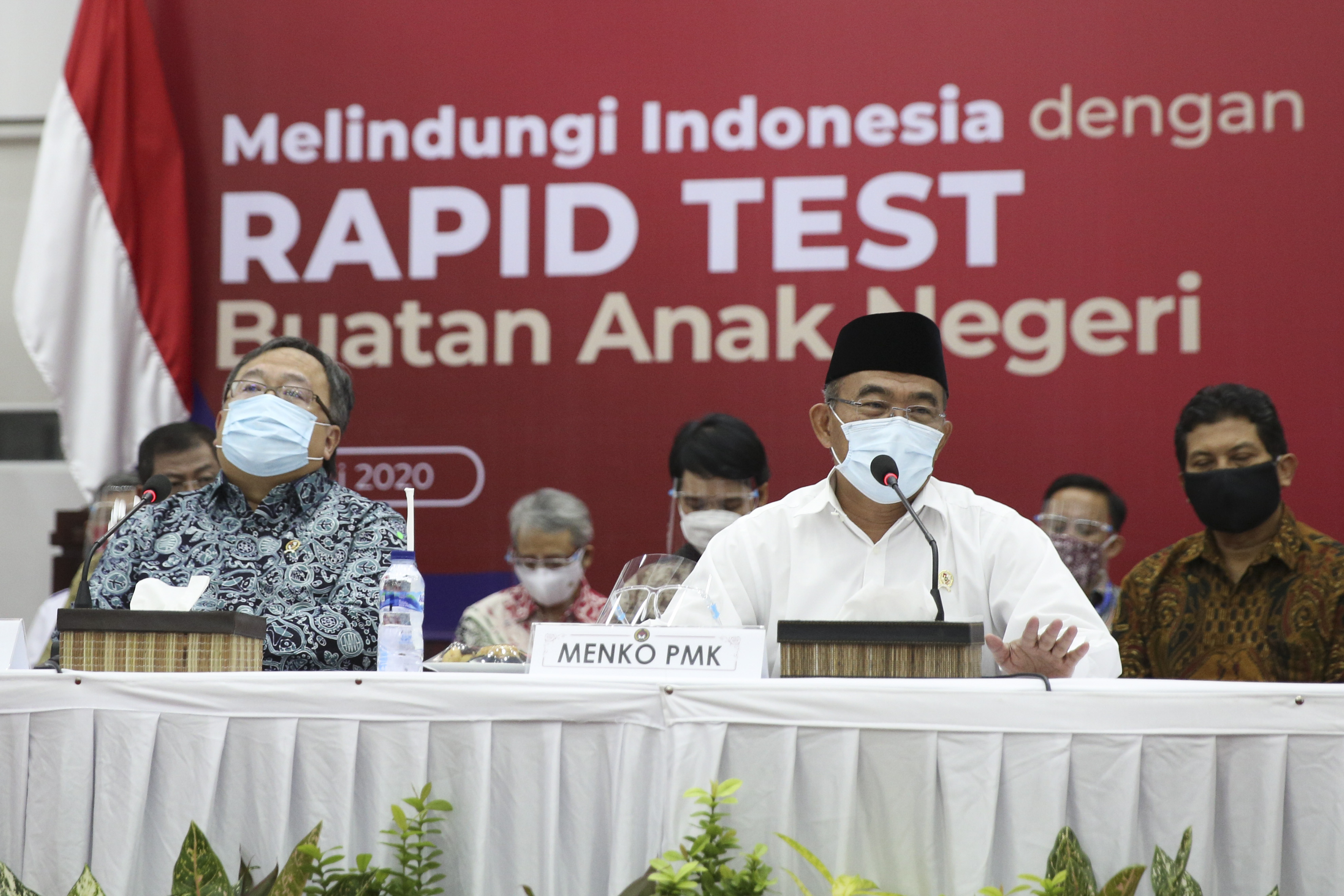 PELUNCURAN ALAT TES CEPAT COVID-19 BUATAN INDONESIA