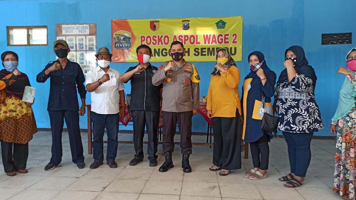 Kapolda Jatim Irjen M Fadil Imran saat mengunjungi Asrama Polisi (Aspol) Wage 2.