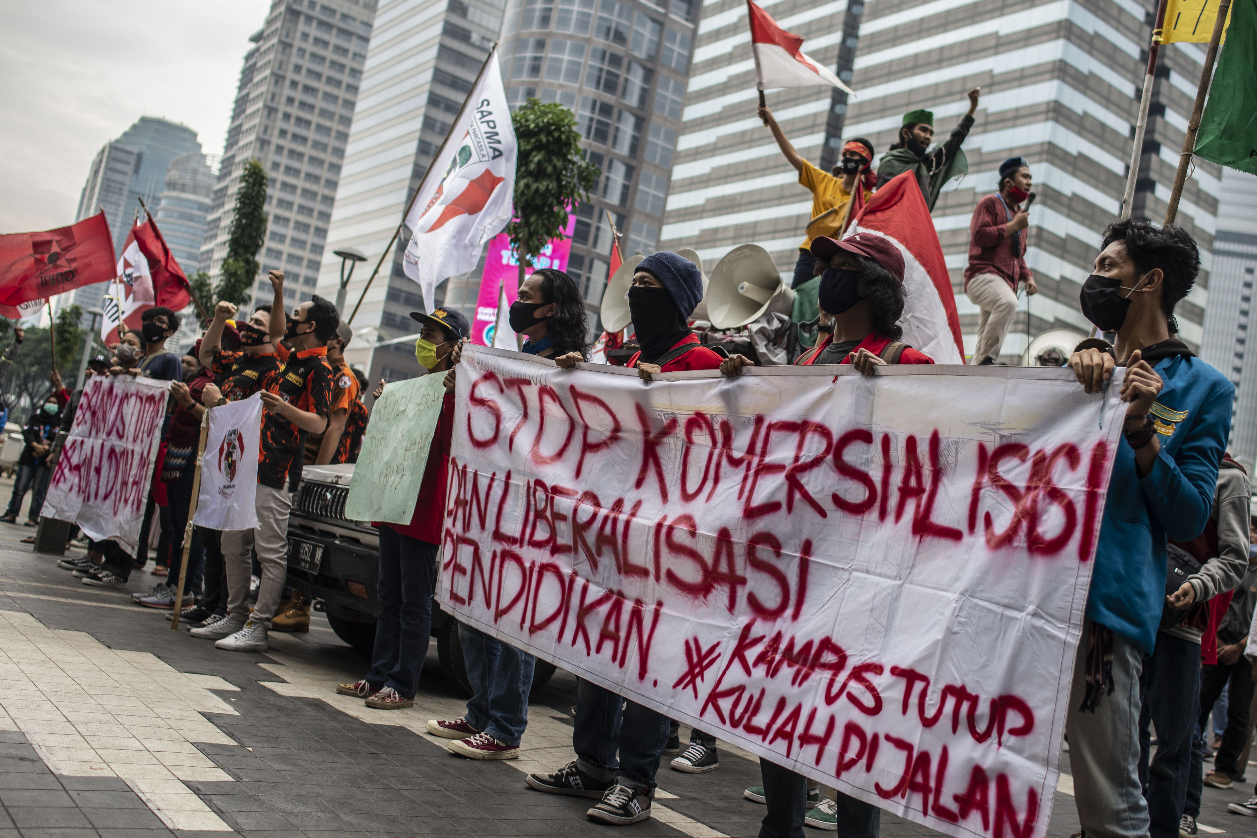 Salah satu aksi demonstrasi selama masa PSBB trasnsisi di Jakarta