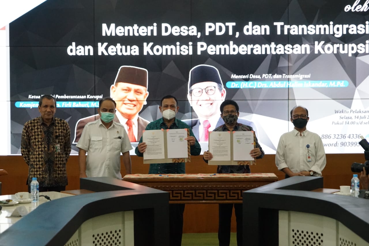 Penandatanganan MoU antara KPK dan Kemendes PDTT