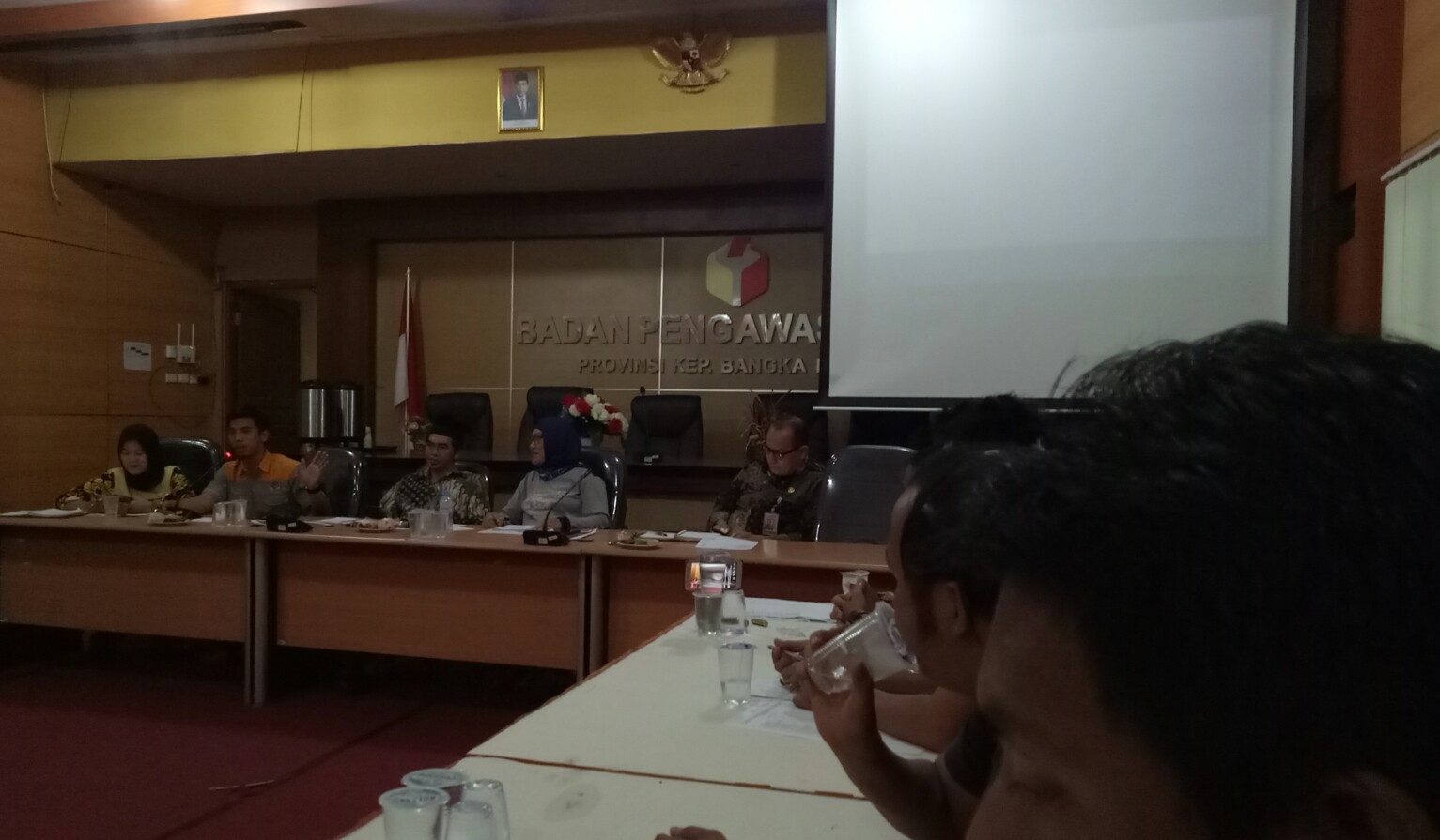 Rapat persiapan pengawasan pilkada Provinsi Bangka Belitung,  sebelum pandemi covid-19 melanda.