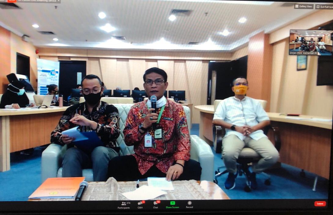 Direktur Jenderal Peternakan dan Kesehatan Hewan, Kementan, I Ketut Diarmita (tengah).