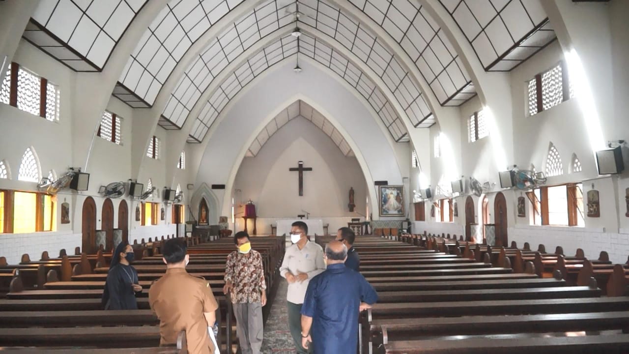Gereja Katolik Pematangsiantar Persiapan Ibadah Minggu Pertama 