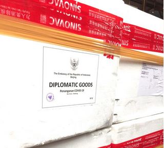 Vaksin covid-19 telah tiba di Indonesia dan akan dilakukan uji klinis oleh Bio Farma dan FK Unpad.