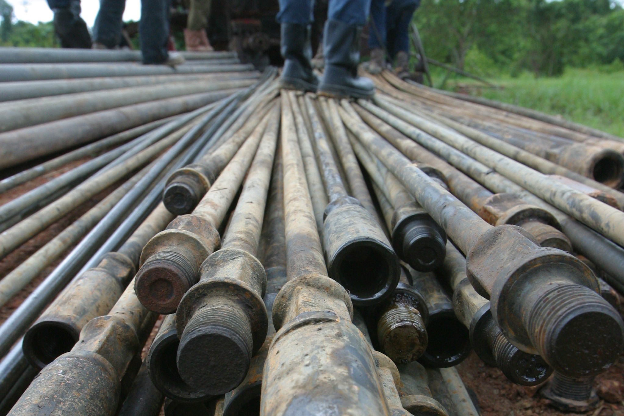 Ilustrasi pipa minyak