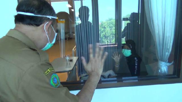 Rumah sakit rujukan covid-19 di Kabupaten Sidoarjo kelebihan pasien. Pemkab Sidoarjo usulkan penambahan 5 RS rujukan covid-19.