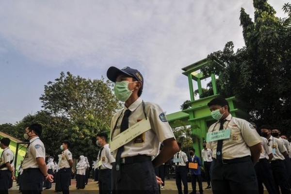 Ilustrasi -- Hari Pertama Sekolah