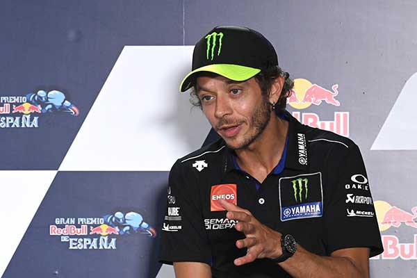 Pembalap Yamaha Valentino Rossi 