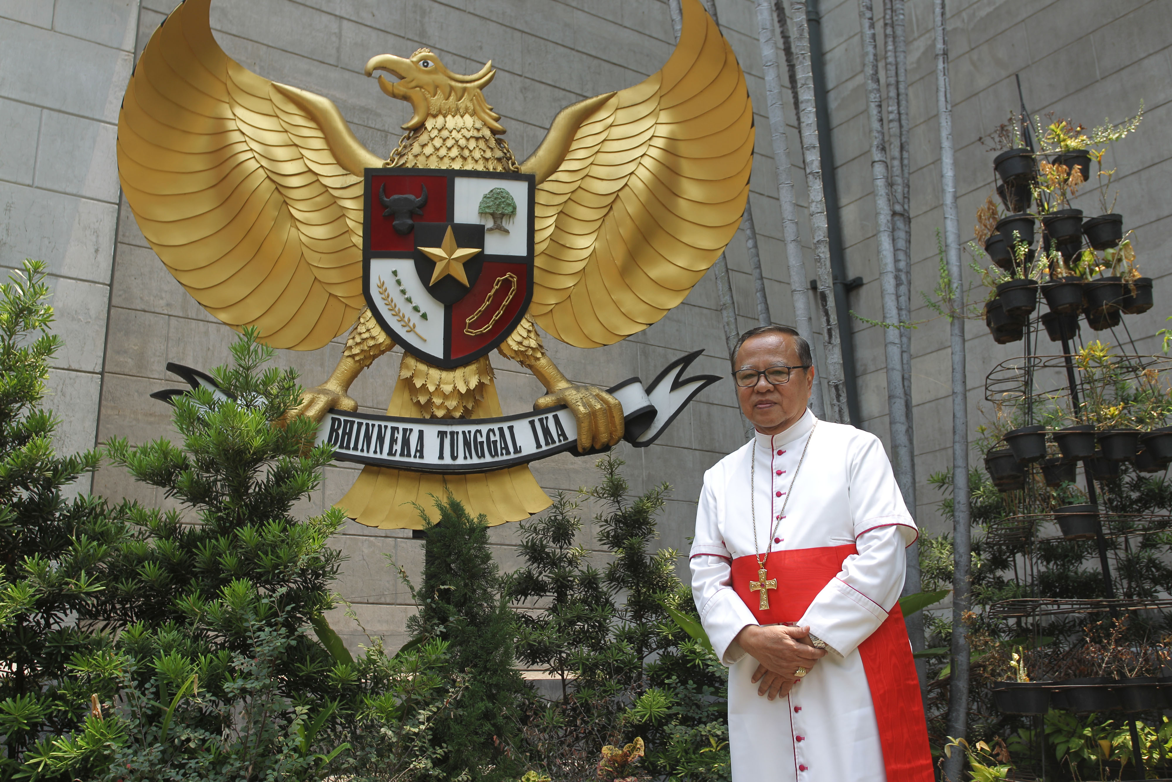 Mgr. Ignatius Suharyo Pr. Kardinal Indonesia