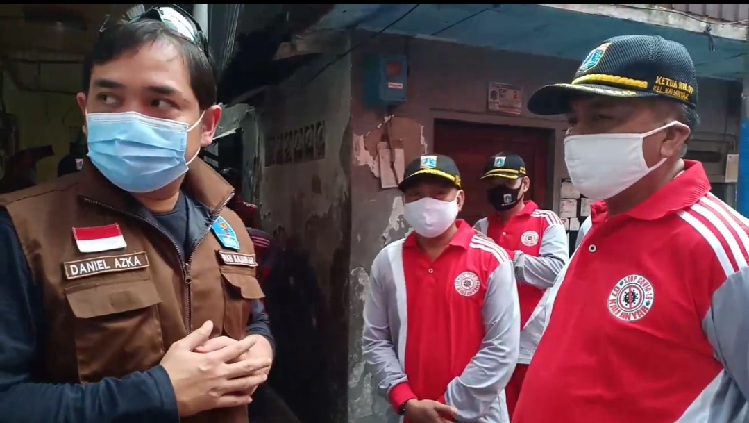 Lurah Kalianyar, Daniel Azka Alfarobi.