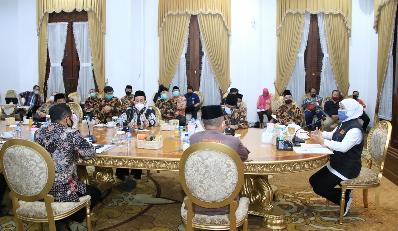 Gubernur Jatim Khofifah Indar Parawansa menerima FKUB Jatim