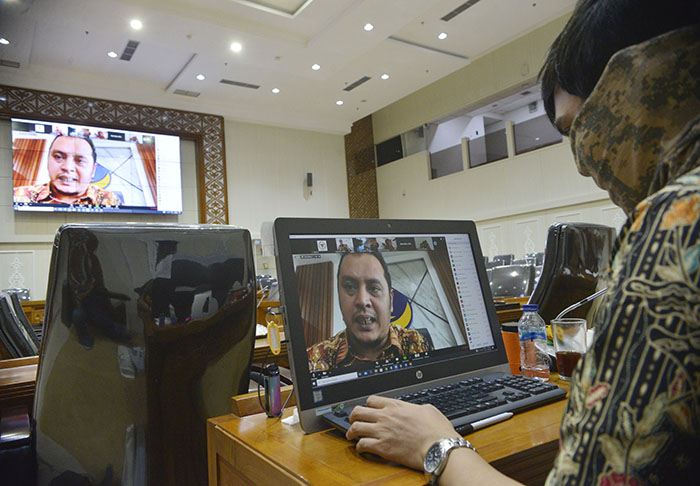 Suasana rapat Badan Legislasi (Baleg) DPR-RI secara virtual yang membahas RUU Masyarakat Adat.