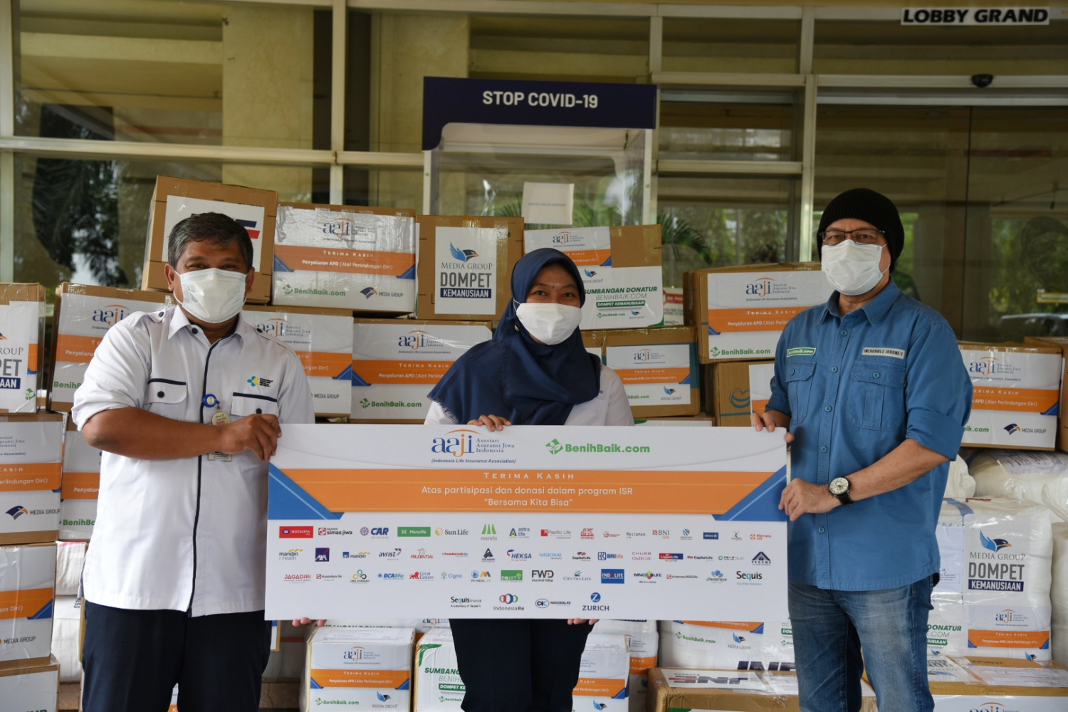 Media Group Kembali Salurkan APD untuk Nakes