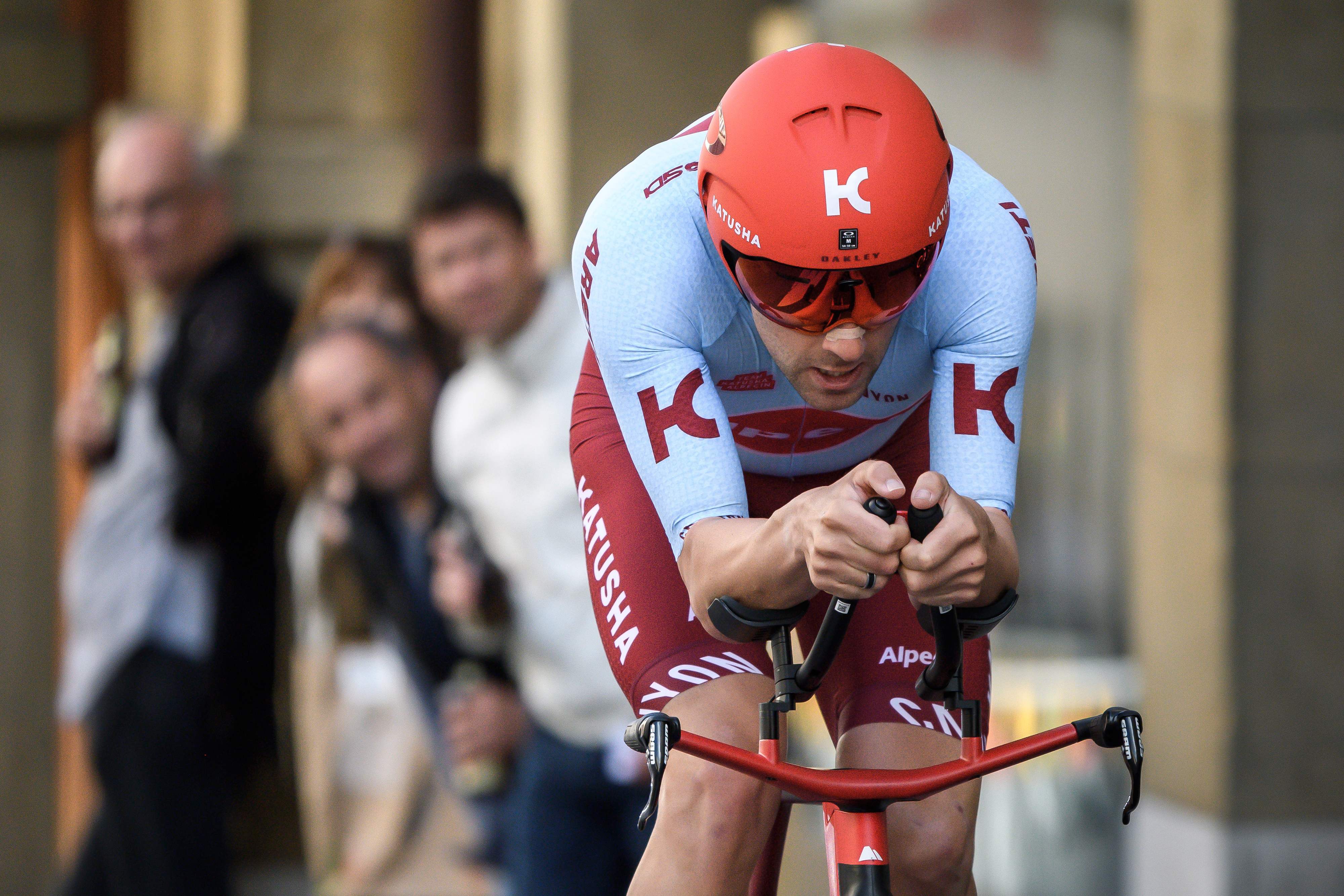 Pembalap Inggris Alex Dowsett mundur dari turnamen Vuelta a Burgos setelah timnya positif covid-19